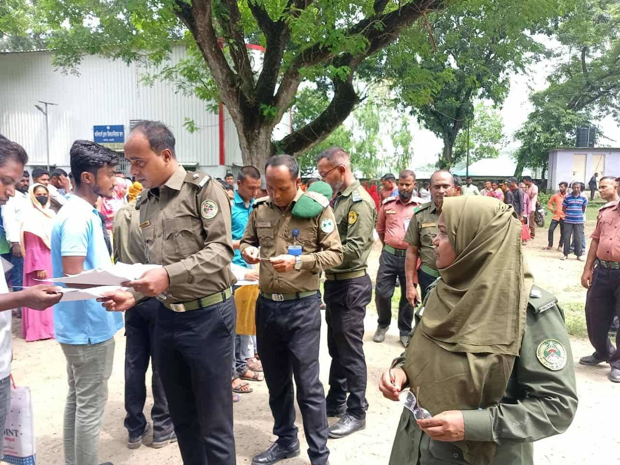 মান্দায় দুর্গাপূজা নিরাপত্তায় আনসার ভিডিপি সদস্য যাচাই-বাছাই সম্পন্ন
